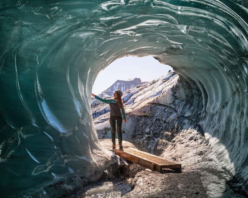 From Vik: Katla Ice Cave & Super Jeep Tour - The ride to Mýrdalsjökull Glacier: where the views do the talking