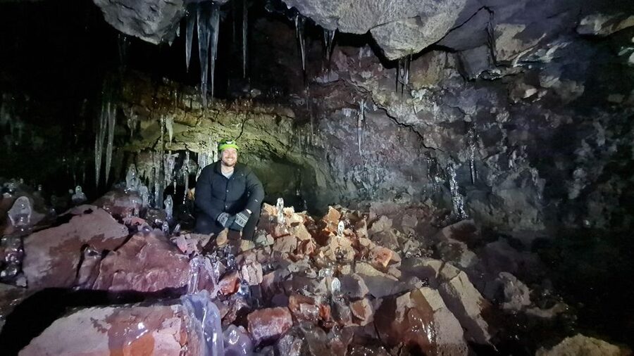 Geological Lava Tunnel Adventure - Arnarker Cave - Inside Arnarker: 500 meters of lava tube with boulders and no paved route