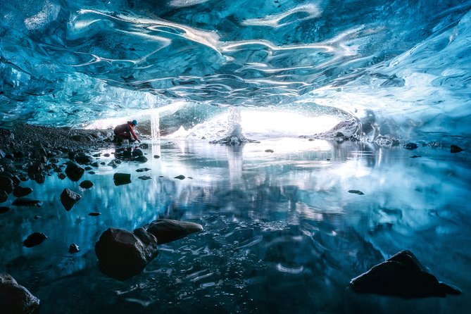 Glacier and Ice Cave Private Photoshoot - 15 Shot Photo Package - The Hike Length and Who Should Skip (or Choose a Different Day)