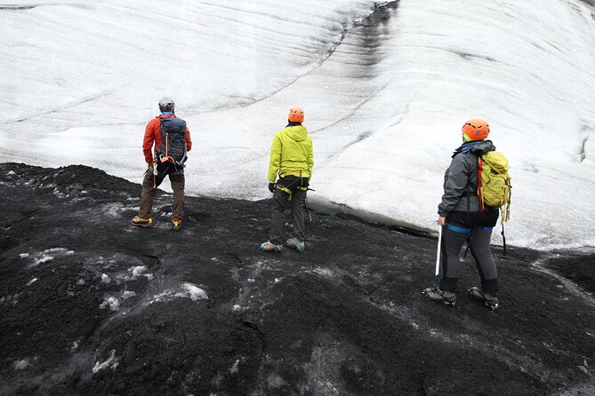 Glacier Hike at Solheimajokull in Small Group (6 pers max) - Why a Sólheimajökull Glacier Hike Feels Different From a Viewpoint