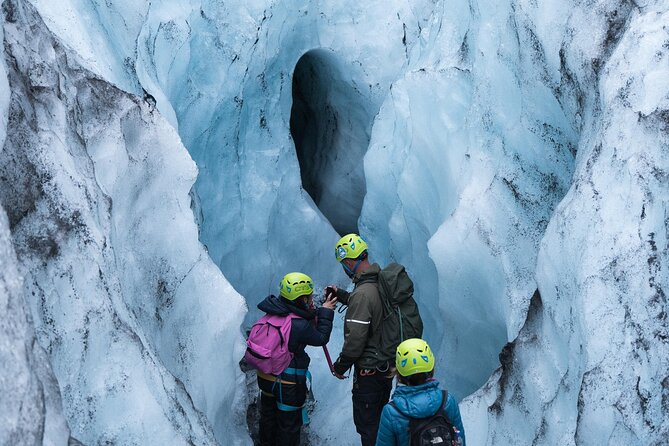 Glacier Hike Experience on Sólheimajökull - Meet on location - The one-hour glacier hike: your top-of-ice moment