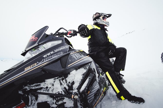 Glacier Rush - Fast pace snowmobile - SnoMo Glacier - Should you book Glacier Rush on Langjökull?