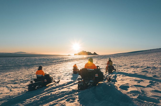 Glacier Snowmobiling and Natural Ice Cave Tour from Reykjavik - Driver swap and how shared snowmobiles work