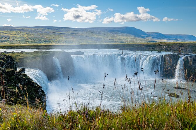 Goðafoss Waterfall from Akureyri Port - Getting started at Akureyri port, meeting point to drop-off