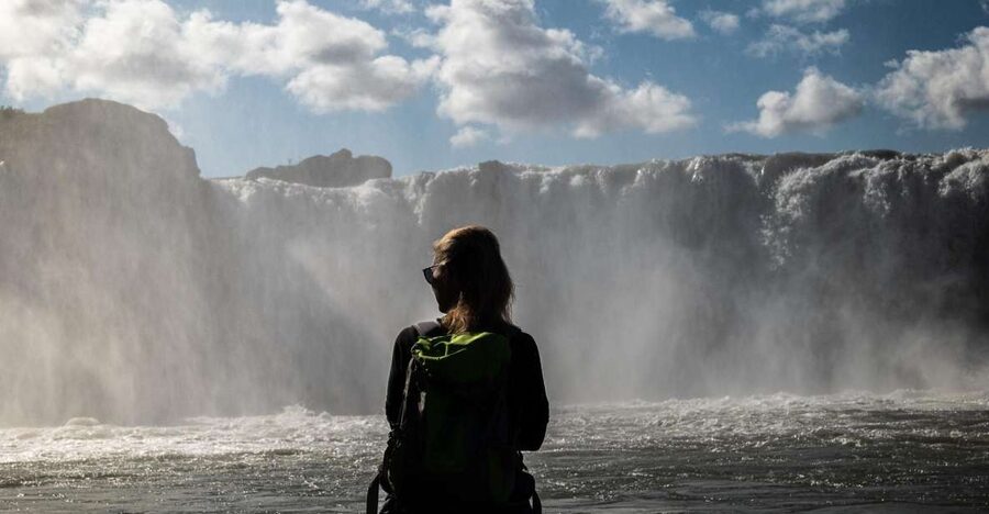 Goðafoss Waterfall Tour from Akureyri Port - Goðafoss Waterfall, 75 minutes to actually see it (not just spot it)