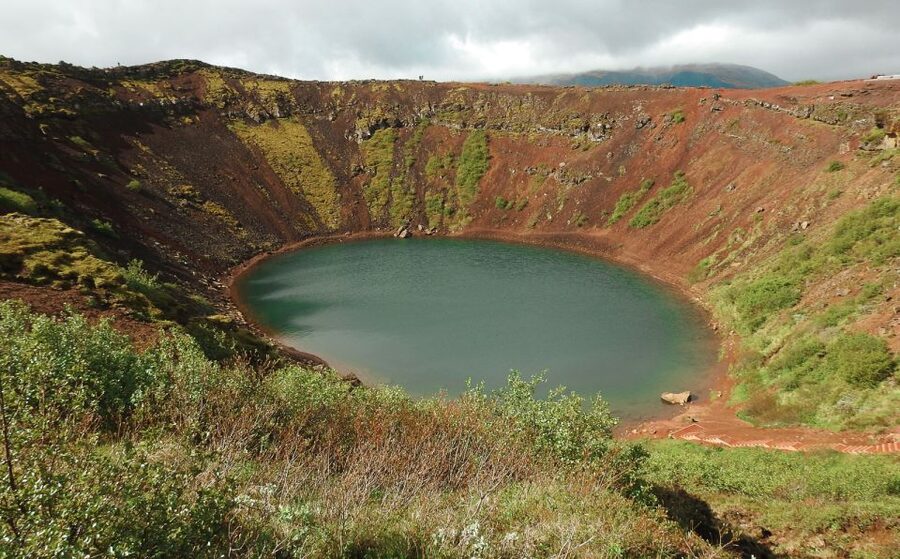 Golden Circle and Kerið Crater Small Group Tour - Kerið Crater: looking into the caldera for that aquamarine water