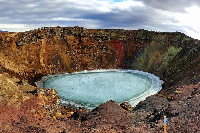 Golden Circle and Kerid Volcanic Crater Small-Group Day Tour - Laugarvatn, Hveragerði greenhouses, and the Hellisheiði geothermal power plant