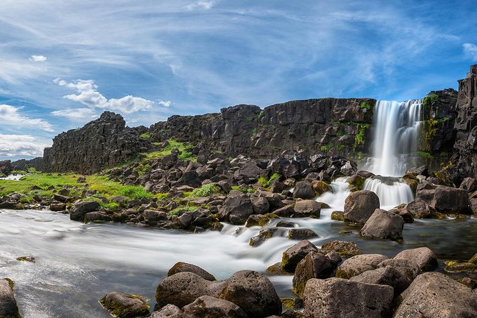 Golden Circle Classic in Small group - Also for cruises - Gullfoss Falls: The Main Event That Still Surprises You