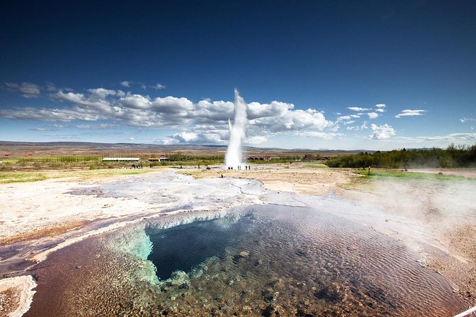 Golden Circle, Fridheimar Farm & Horses Small Group Tour from Reykjavik - Thingvellir National Park: where tectonic plates and parliament meet