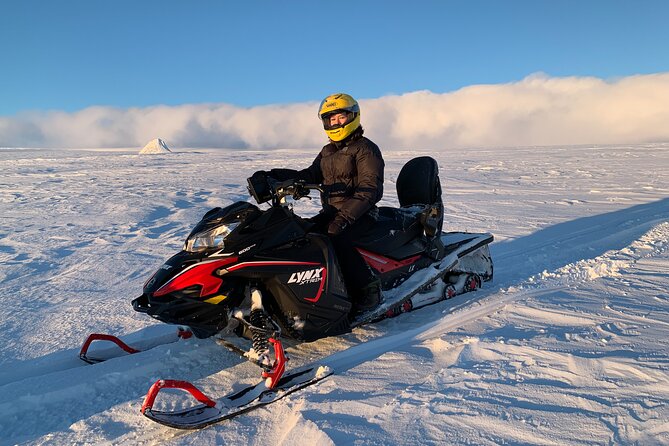 Golden Circle Glacier Super Jeep Tour / guided private tour - Laugarvatn lake: geothermal stops that add variety