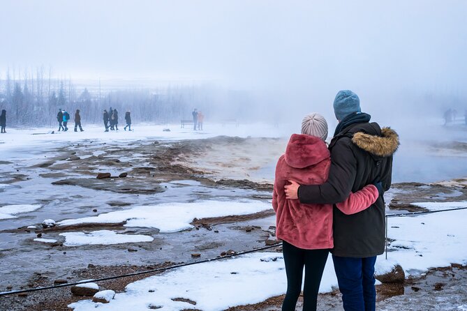 Golden Circle, Northern Lights and Blue Lagoon Tour with Ticket - Kerið Crater: the short walk that adds variety