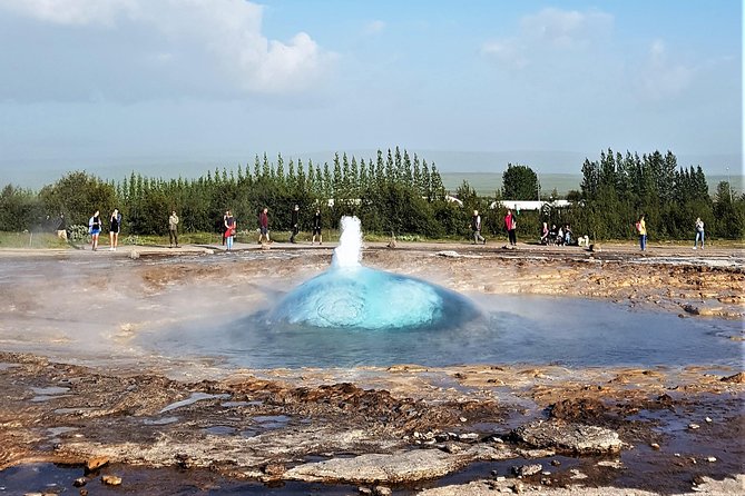 Golden Circle Private Day Tour - up to 9 passengers - Price and value: when $2,000 per group makes sense