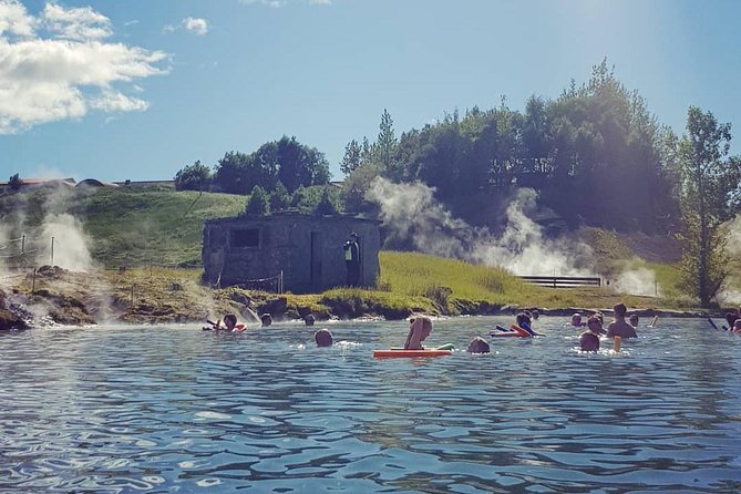 Golden Circle, Secret Lagoon & Kerið Small Group Tour - Booking the right version of the Golden Circle