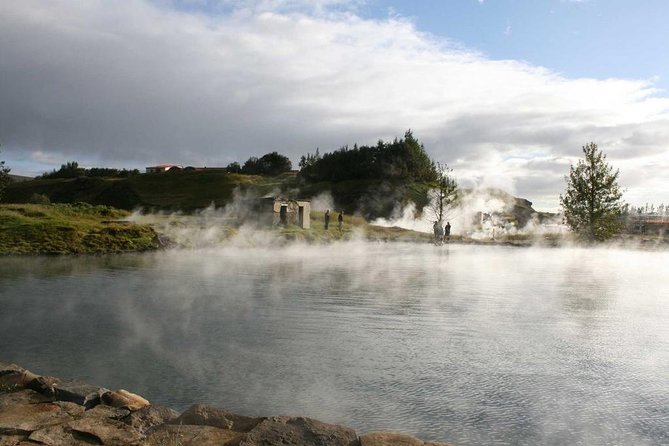 Golden Circle & Secret Lagoon Small-Group Day Tour from Reykjavik - Who should book this Golden Circle and Secret Lagoon tour?