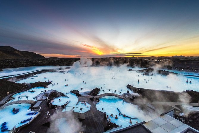 Golden Circle, Volcano Crater and Blue Lagoon Small-Group Tour - Iceland in 11 hours: how this day trip actually moves