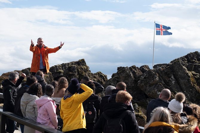 Golden Circle with Kerid Volcanic Crater Day Tour from Reykjavik - Kerið Volcanic Crater: a compact crater walk with a big visual payoff