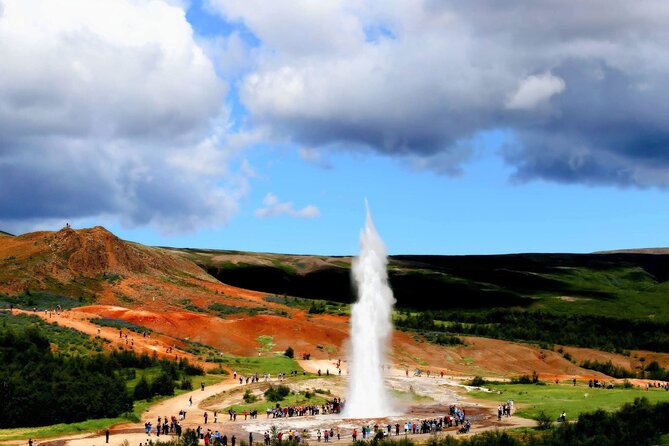 Golden Circle - Kerið Crater: the quick stop that sets the mood
