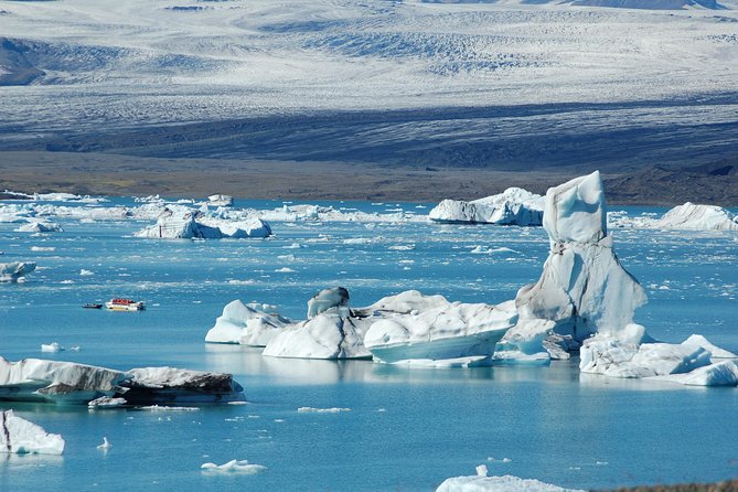 Guided Glacier Lagoon and Diamond Beach Day Trip from Reykjavik - Jökulsárlón Glacier Lagoon: Iceberg Shoreline Time That Changes Your Photos