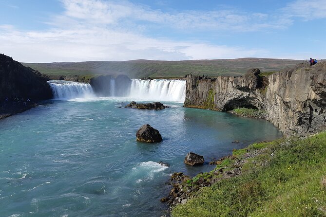 Half-Day Combo Tour to Goðafoss, Laufas and The Christmas House - Stop 2: Laufás heritage site and museum, turf houses with real context