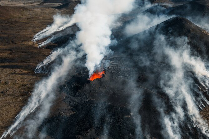 Helicopter Tour Over Iceland’s Reykjanes Volcano Eruption Site - Meeting Norðurflug Helicopter Tours in Reykjavík (and Getting Set Up Fast)