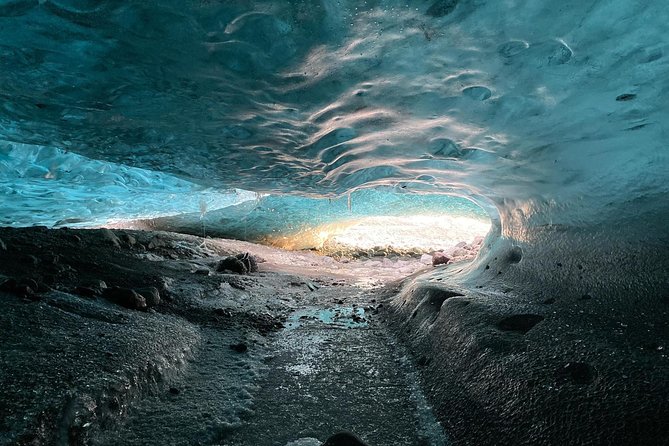 Ice Cave and Glacier Exploration Tour of Vatnajökull from Jökulsárlón - Clothing and Boots: The Real Difference Between a Fun Day and a Miserable One