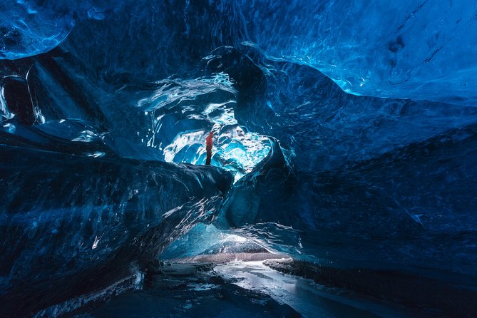 Ice Cave Tour in the National Park of Vatnajökull - What to Pack (and What Not to Assume You Can Skip)