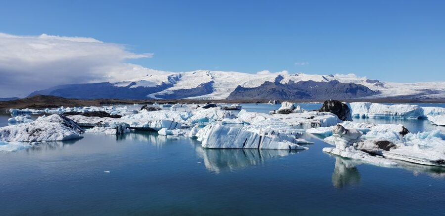 Iceland: 3-Day Golden Circle, South Coast, & Glacier Tour - Night in Suðursveit County, then Jökulsárlón Glacier Lagoon and Diamond Beach