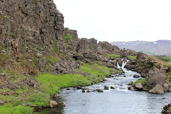 Iceland Complete: Around Iceland in 10 Days - Day 3: Seljalandsfoss to Skógar, Solheimajökull, and Reynisfjara Black Sand