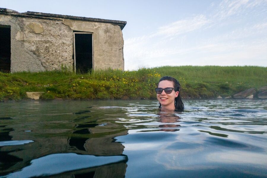 Iceland Secret Lagoon Admission Ticket - Inside the lagoon: hot edges, geothermal floor, and room to breathe