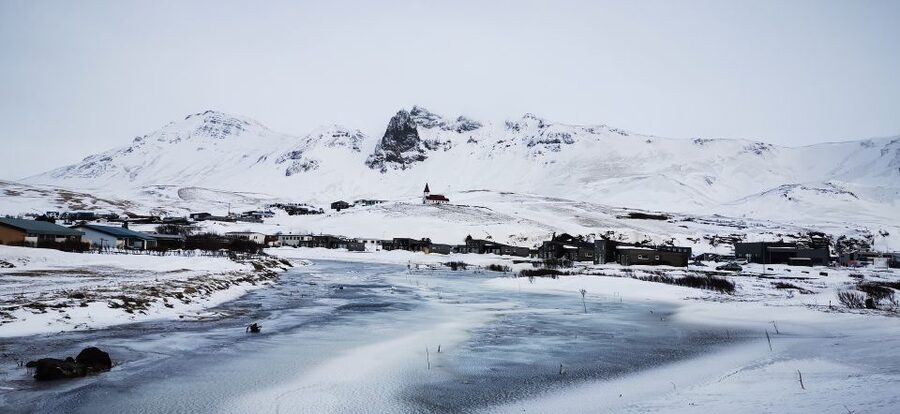 Iceland: South Coast and Northern Lights Tour - Sólheimajökull and Reynisfjara, when Iceland turns up the drama