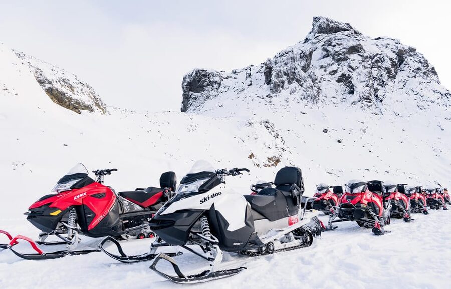 Into the Glacier: Snowmobile + Langjökull Ice Tunnel Combo - The 3.5-hour schedule, step by step