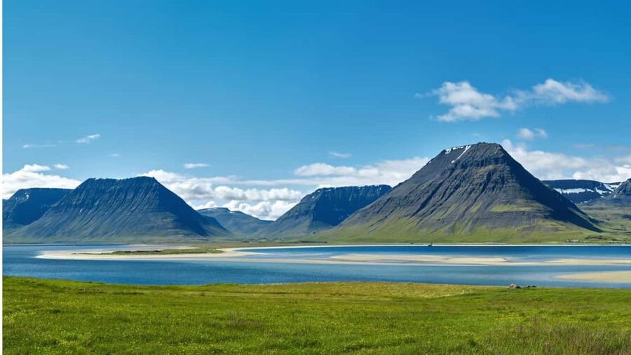 Ísafjörður: Flateyri Village tour: Nature, Culture, History - Key highlights you will actually feel