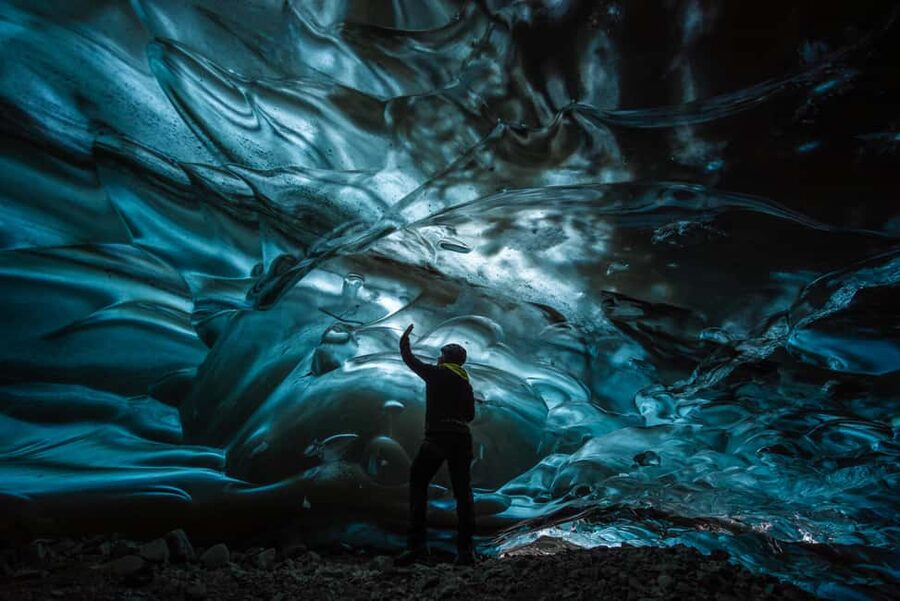 Jökulsárlón: Glacier Hike to a Remote Ice Cave - Ice Canyons and the View Between Steps