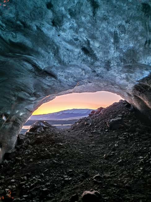 Jökulsárlón Ice Cave Tour - Inside Vatnajökull glacier - The natural-cave catch: conditions change, and access can vary
