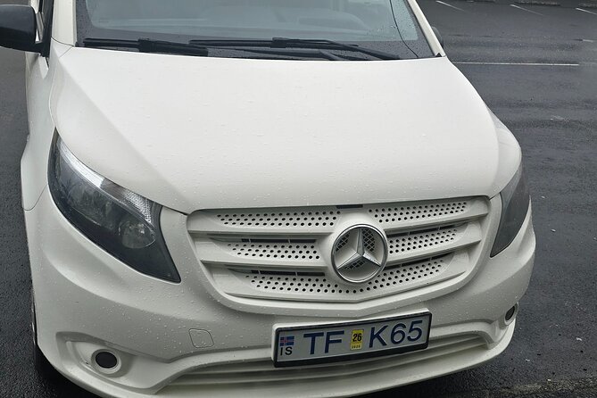 Keflavik Airport: One-way Private Transfer to/from Reykjavik - Should You Book This KEF Transfer?