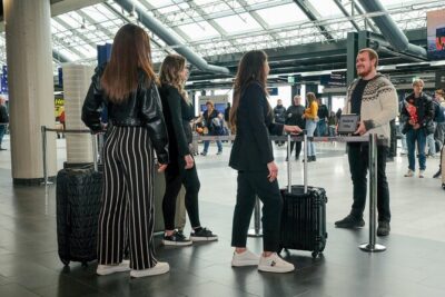 Keflavik Airport One-Way Private Transfer To or From Reykjavik