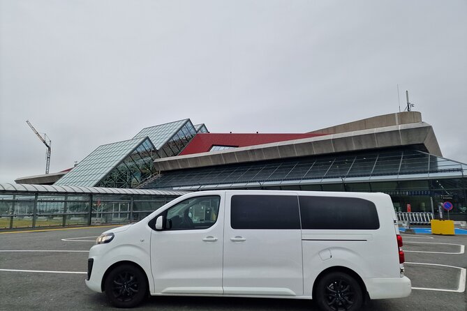 Keflavik Airport Private Transfer Round Trip - From Your Flight Number to a Driver Holding a Name Sign