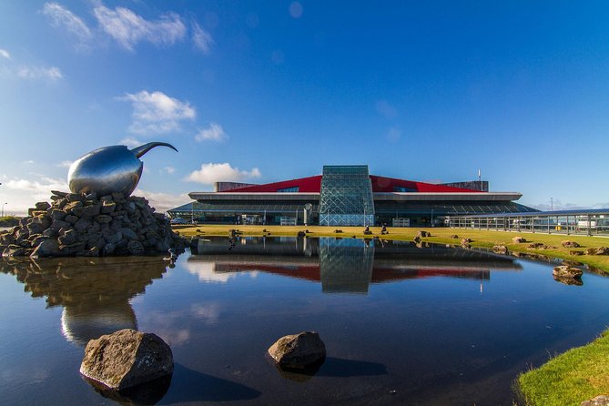 Keflavik International Airport Private Transfer - Timing, delays, and why the wait window matters in Iceland