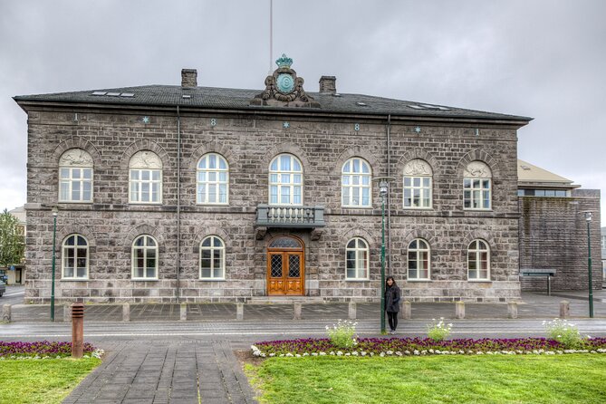 Keflavik International Airport Private Transfer - Price and value: when $138.77 per person makes sense