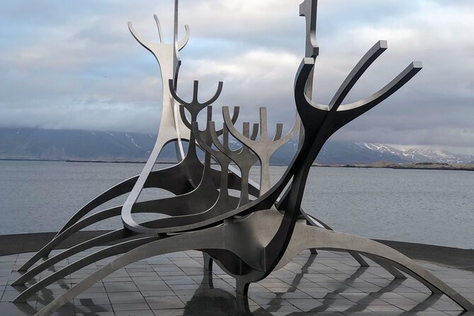 Keflavik International Airport Private Transfer To/From Reykjavik - English-Speaking Service: What to Expect in Real Life