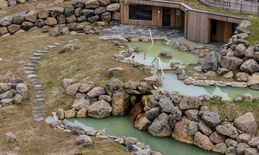 Kerlingarfjöll: Highland Baths Admission - How to time your visit with hiking and food at Highland Base