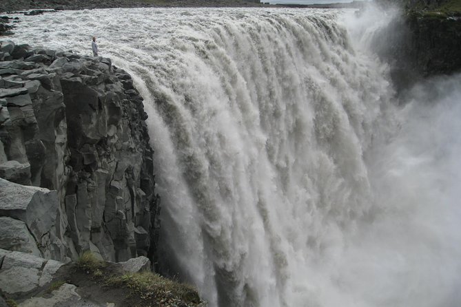 Lake Mývatn and Powerful Dettifoss Day Tour from Akureyri - How the 4x4 Ride Really Feels: Seats, Pacing, and Photo Time