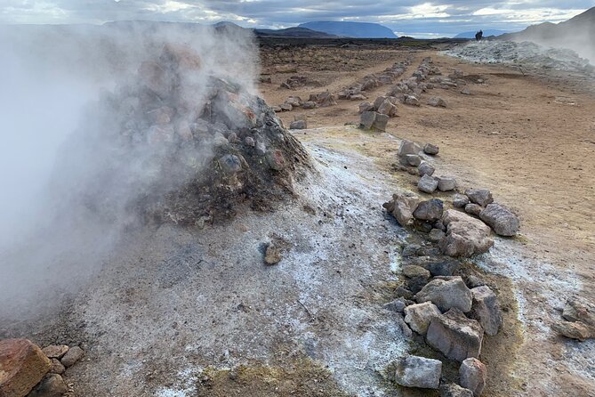 Lake Myvatn Private Day Tour Mývatn, Godafoss Waterfall for Cruise Ships - Akureyri Port Pickup, A Private 5 to 6 Hour Iceland Sampler