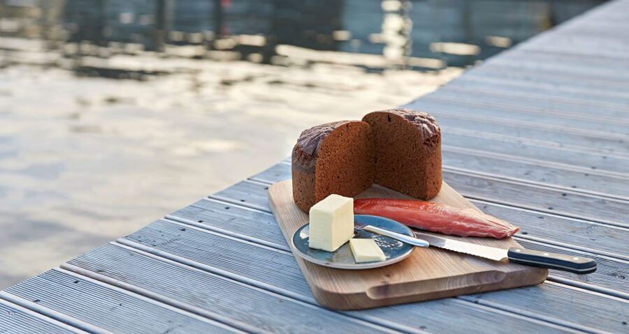 Laugarvatn Fontana: Geothermal Bread-Baking Experience - Guides Make or Break This One, So Watch for Their Style