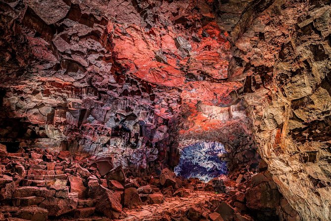 Lava Tunnel Tour Including Transfers from Reykjavik - Why the Raufarhólshellir Lava Tunnel Walk Feels Special