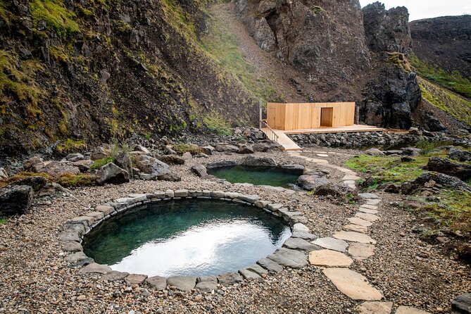 Lava Waterfalls, Sagas & Unique Canyon Baths - Small Group Tour - Why the Silver Circle route feels smarter than the Golden Circle