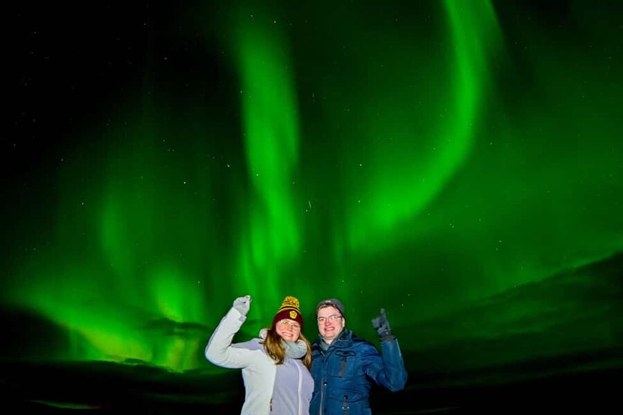 Northern Lights: 4x4 Adventure with Treats, Photos & Cocoa - A 4x4 Minibus That Gets You Beyond the Usual Northern Lights Spots