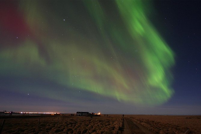 Northern Lights 4x4 Jeep/van Tour from Akureyri - 4x4 Jeep/van driving: why the vehicle choice matters at night