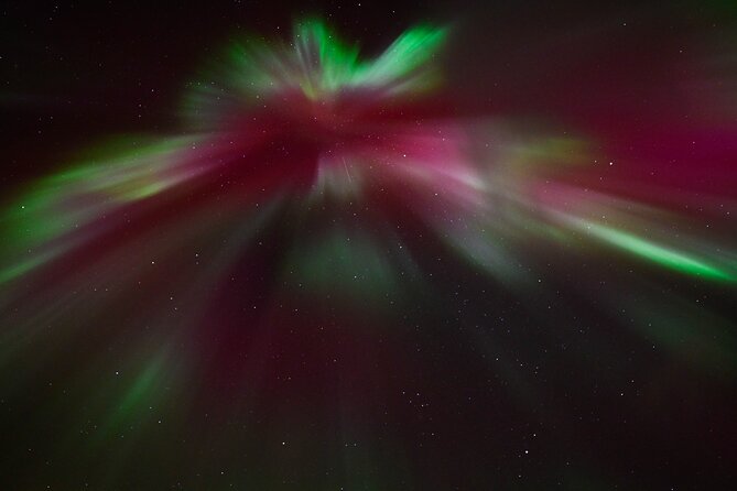 Northern Lights 4x4 Tour with Pastries and Cocoa from Reykjavik - Warmth, timing, and what to wear so you do not ruin the night for yourself
