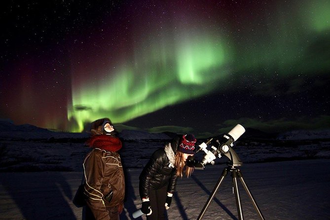 Northern Lights and Stargazing Small-Group Tour with Local Guide - Should You Book This Northern Lights Tour from Reykjavik?